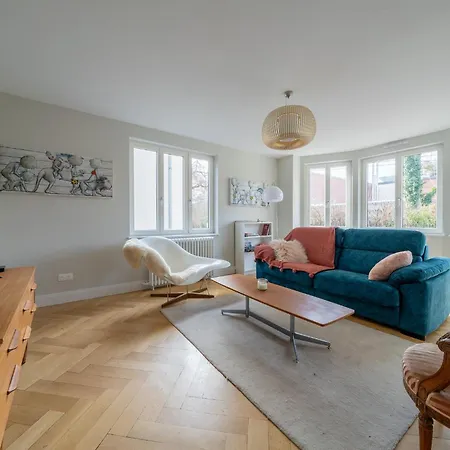 Appartamento Le Cocon D'emma, Terrasse, Jardin Et élégance Dans Maison De Maître *