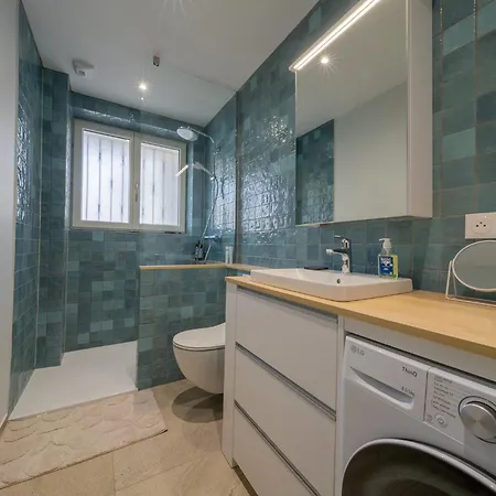 Apartment Le Cocon D'emma, Bourgeois Avec Terrasse, Et Parking Gratuit Dans Maison De Maitre Strasbourg