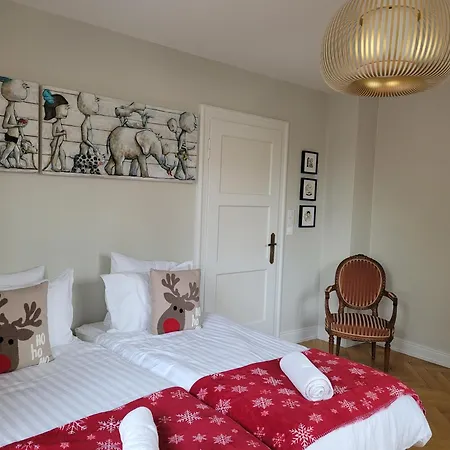 Apartment Le Cocon D'emma, Bourgeois Avec Terrasse, Et Parking Gratuit Dans Maison De Maitre