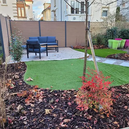 Le Cocon D'emma, Terrasse, Jardin Et élégance Dans Maison De Maître *