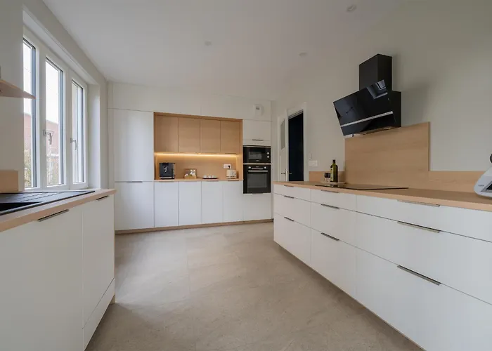 Apartment Le Cocon D'emma, Terrasse, Jardin Et Elegance Dans Maison De Maitre