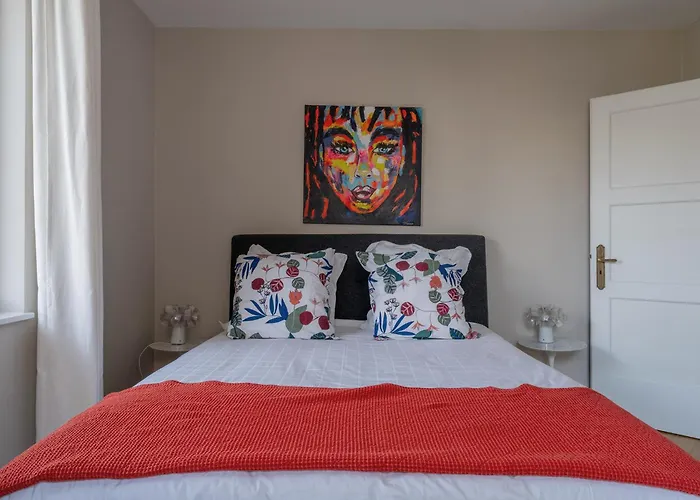 Le Cocon D'emma, Terrasse, Jardin Et Elegance Dans Maison De Maitre Apartment