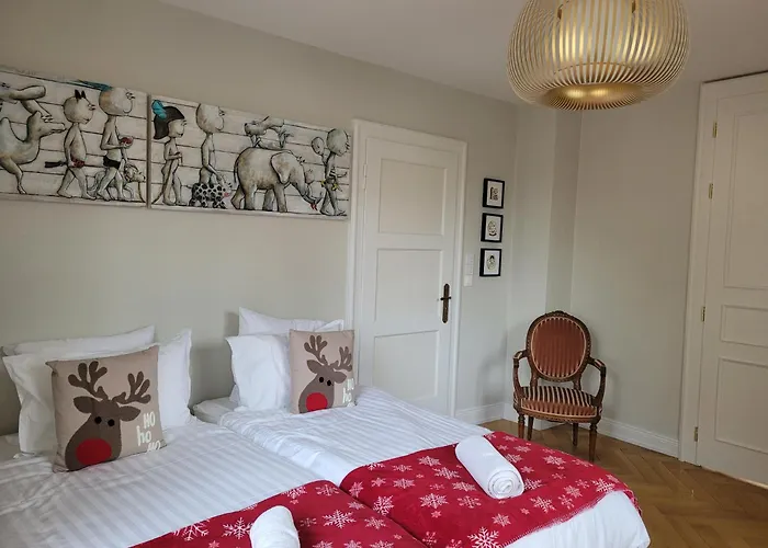 Apartment Le Cocon D'emma, Terrasse, Jardin Et Elegance Dans Maison De Maitre